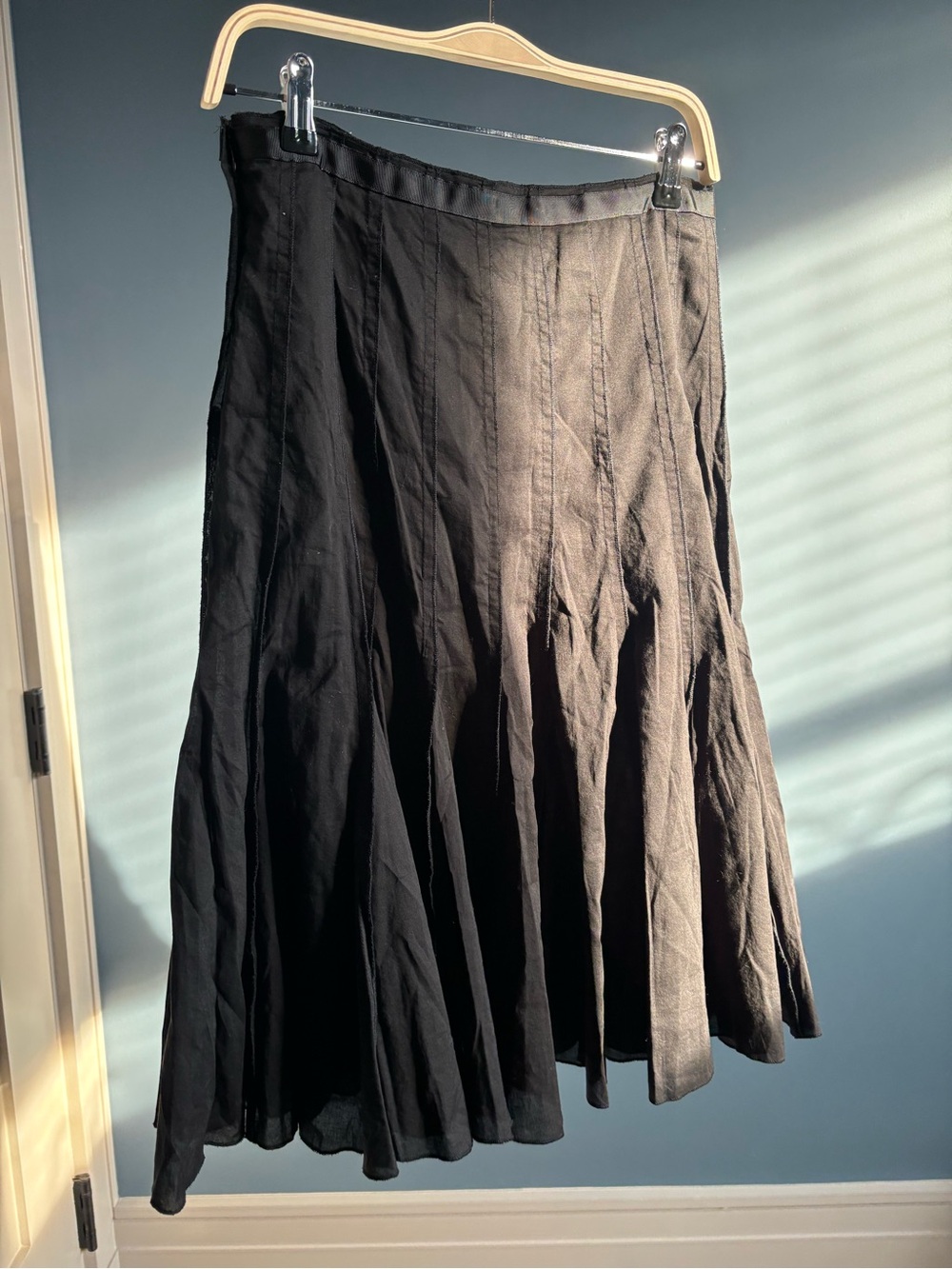 Nue Options Essentials 100% cotton black pleated midi skirt with side zipper